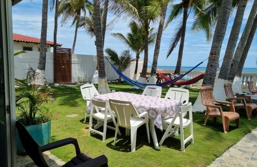 La Libertad House | Beautiful Family Beach House