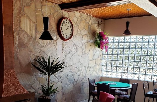 Mairinque House | Beautiful farm in a gated community, large, comfortable and close to the chachoeira.