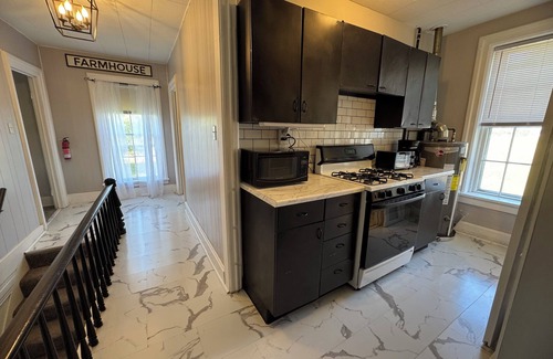 Lancaster Apartment | Beautiful farmhouse views!