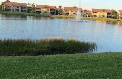 Naples Condo | Beautiful first floor condo with lake view!