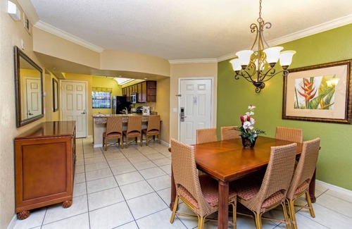 Florida Central Atlantic Coast Resort | Beautiful & fun resort with waterpark, Close to Universal, Sea World and Disney.