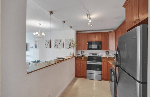 Sunny Isles Beach Condo | Beautiful Garden View Ocean Reserve 1 BR Condo by RedAwning