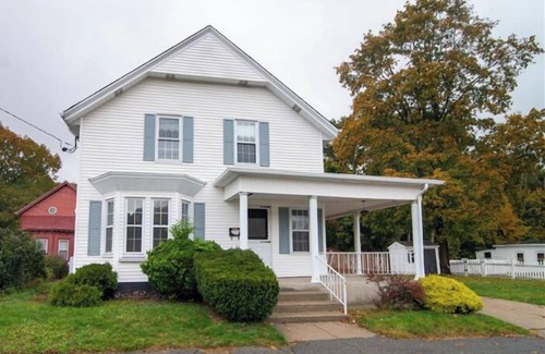 Providence House | Beautiful historic home centally located to so many fun attractions!