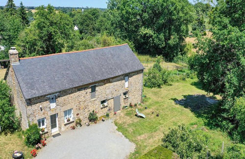 Andouille-Neuville House | Beautiful home in Andouillé-Neuville