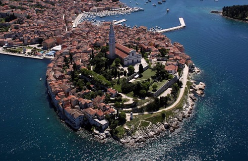 Krmed House | Beautiful Holiday Home in Rovinj with Private Terrace