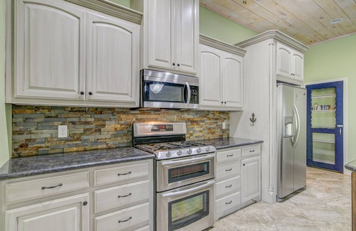 Brookeland House | Beautiful Home at Lake Sam Rayburn 🎣☀️