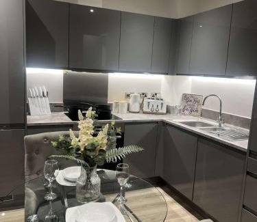 Barnt Green Apartment | Beautiful, home from home, one bed stay