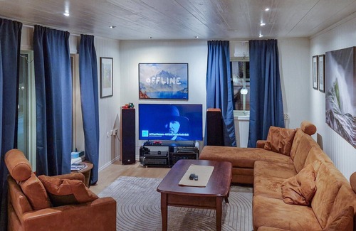 Berlevag House | Beautiful home in Berlevåg with sauna