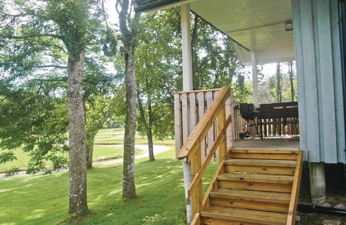 Tanum O House | Beautiful home in Bullaren with kitchen