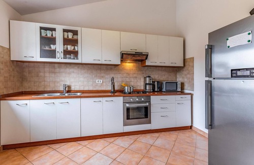 Galizana House | Beautiful home in Galizana with WiFi