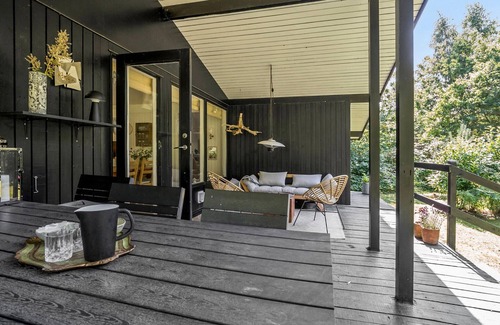 Hojby House | Beautiful home in Højby with WiFi