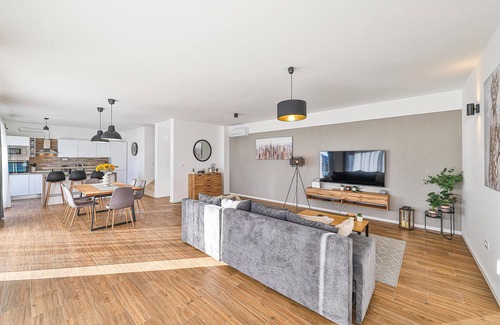 Sevid House | Beautiful home in Sevid na moru