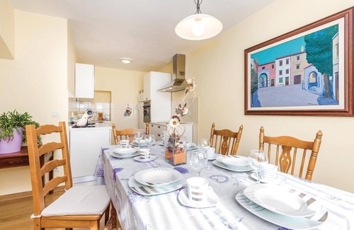 Kastav House | Beautiful home in Kastav with kitchen
