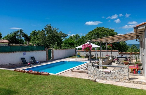 Sveta Nedelja House | Beautiful home in Labin with WiFi