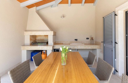 Nedescina House | Beautiful home in Nedescina with WiFi