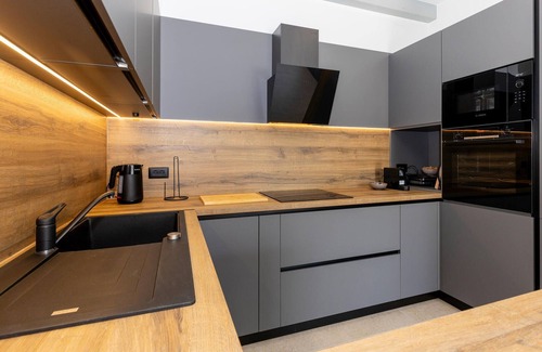 Nedescina House | Beautiful home in Nedescina with WiFi