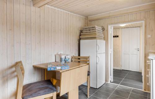Hasmark Strand House | Beautiful Home In Otterup With Wifi