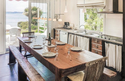 Pays Bigouden Sud House | Beautiful home in Pont L´Abbé with WiFi
