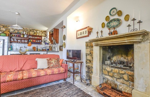 Rosolini House | Beautiful home in Rosolini with WiFi