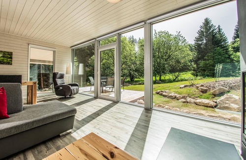 Ruhla House | Beautiful home in Ruhla with sauna