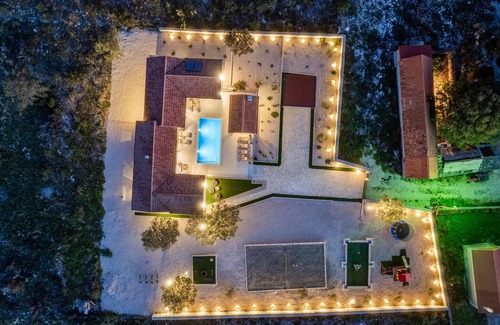 Tinj House | Beautiful home in Tinj