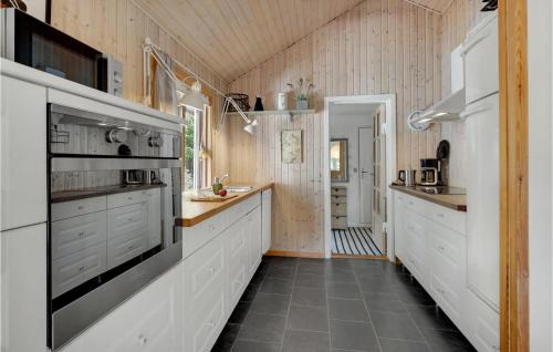 Hoensinge House | Beautiful Home In Vig With Wifi