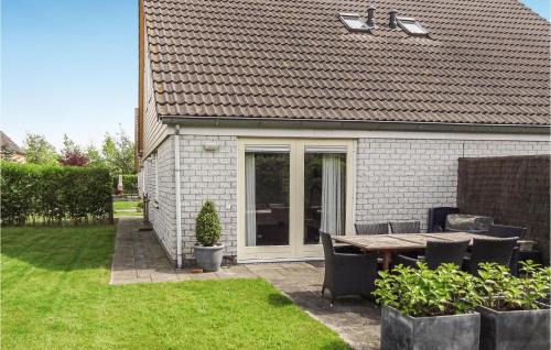 Wemeldinge House | Beautiful Home In Wemeldinge With Wifi
