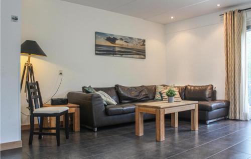 Wemeldinge House | Beautiful Home In Wemeldinge With Wifi