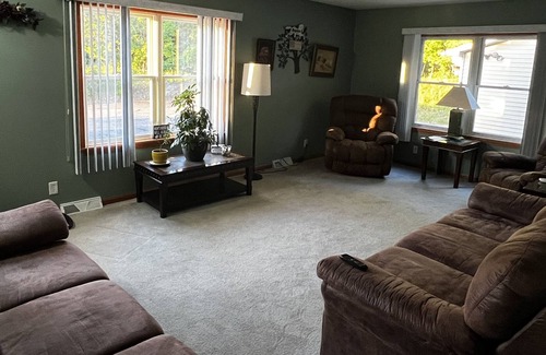 Benzonia House | Beautiful Home near ski resort, and crystal lake.