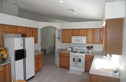 Fort Mohave House | Beautiful Home Near River in Desert Lakes Golf Course Area