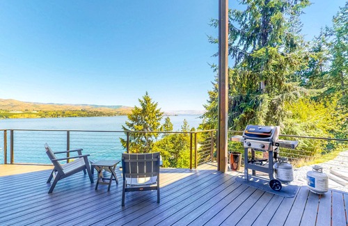Chelan House | Beautiful home with lake access, private dock - unparalleled views
