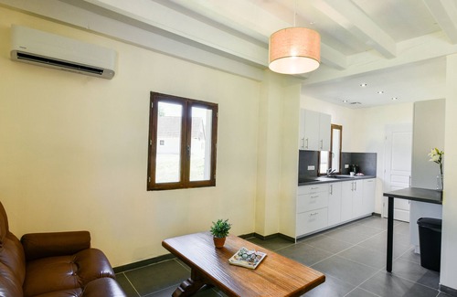 Lacapelle-Marival House | Beautiful house in a holiday park with a pool