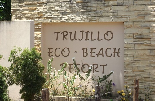 Barra de Chapagua House | Beautiful House Rental In Trujillo Honduras, Walking Distance To Sandy Beach.