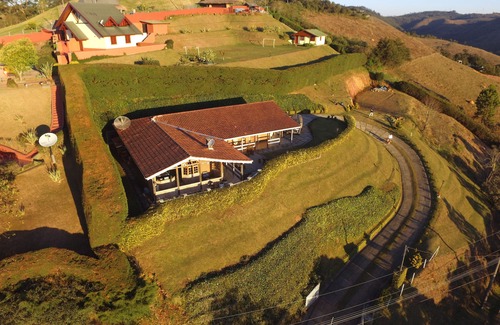Alto do Capivari House | BEAUTIFUL HOUSE with SENSATIONAL PANORAMIC VIEW, Alto do Capivari, Campos do Jordão