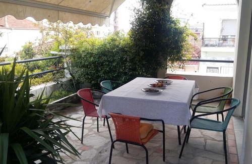 Nea Peramos House | Beautiful house