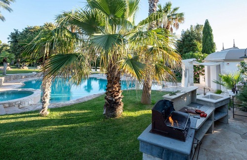 Campiglia Marittima Villa | Beautiful private villa with A/C, private pool, WIFI, hot tub, TV, patio and pets allowed