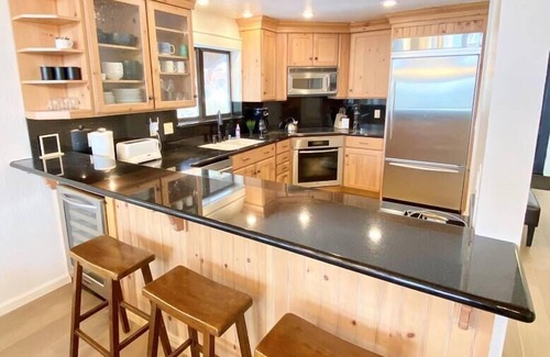 Incline Village Ski Chalet | Beautiful Lake View Home in Incline Village
