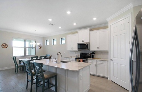 Nokomis House | Beautiful lakefront home in Toscana Isles - Breeze By The Lake