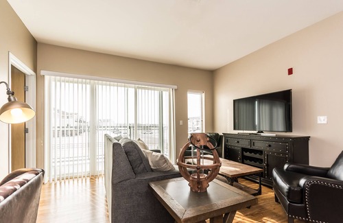 Grand Forks Apartment | Beautiful Luxury Themed Furnished Apartment