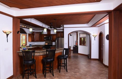 Marigot Bay Villa | Beautiful luxury Villa, 2 mins to the bay