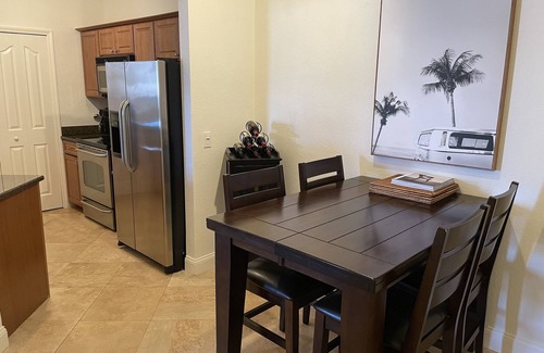 Central Naples Condo | Beautiful Naples Retreat!