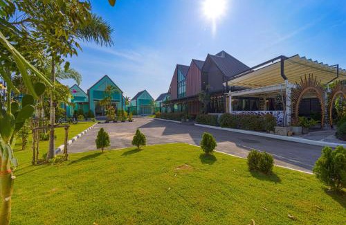 Hua Hin Resort | Beautiful new 7 Bedroom Villa Resort - CT7