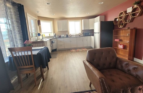 Lowell Apartment | Beautiful new apartment overlooking Dexter Lake. A peaceful place to relax.