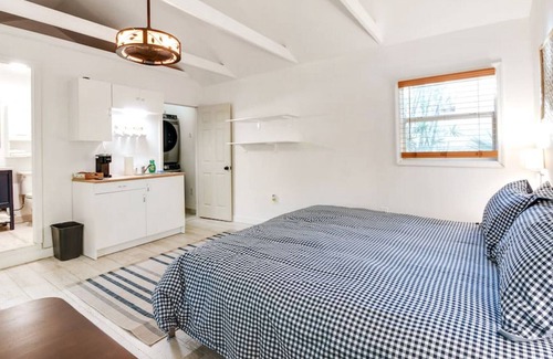 Poiciana Park II House | Beautiful New Cottage in West Palm Beach