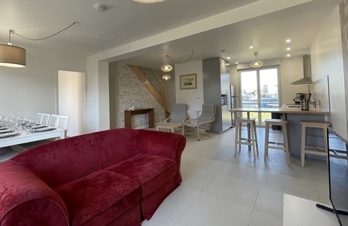 Esvres House | Beautiful new house, 10 minutes from Chambray-lès-Tours