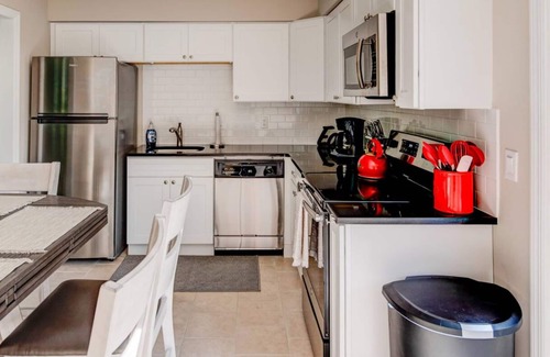 Hampton Bays House | Beautiful newly renovated Hampton Bays home w/heated pool close to ocean beaches