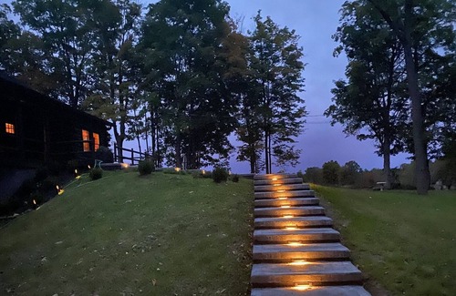 Kerhonkson Cabin | Beautiful newly Renovated Cabin/Lodge on Creek