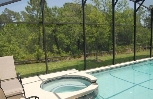 Veranda Palms House | Beautiful Newly Renovated 6 Bed Pool Home
