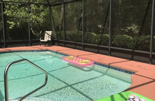 Dunnellon House | Beautiful Oasis with pool, walking distance from Rainbow river