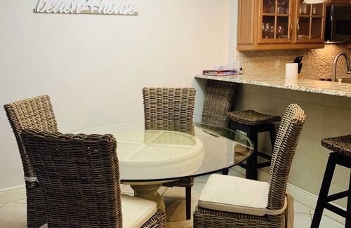 New Smyrna Beach Condo | BEAUTIFUL ocean front/view 1 bed condo on NO DRIVE NSB, WIFI